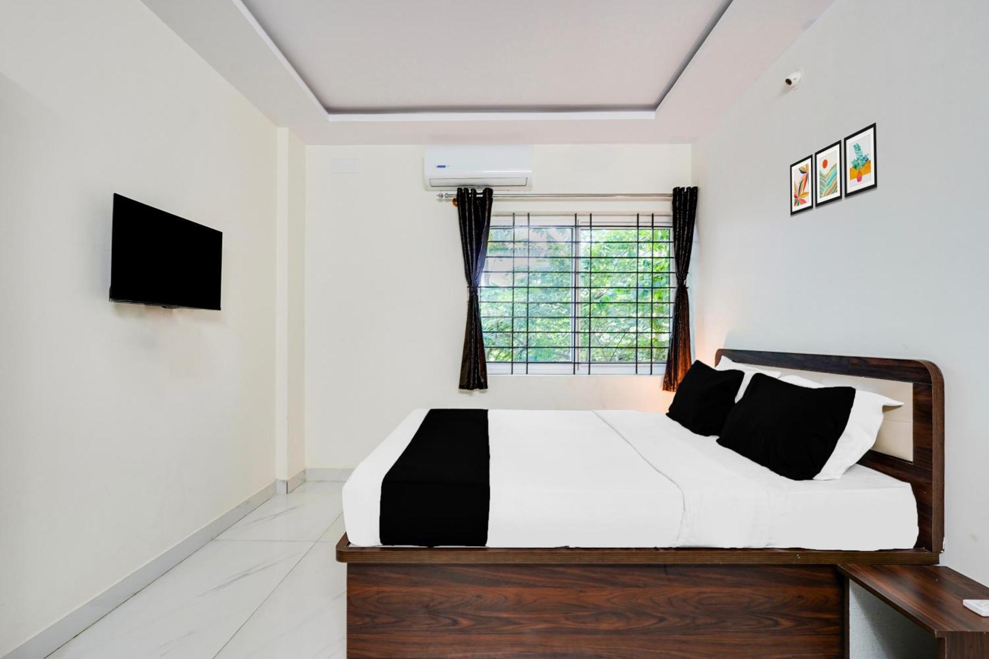Townhouse Bidadi Formerly Royal Garuda Dış mekan fotoğraf